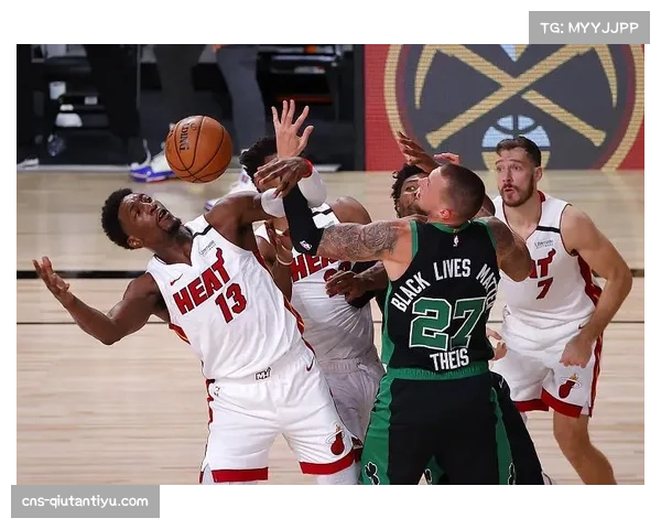 凯尔特人末节10记三分创赛季纪录 团队外线火力逆转热火